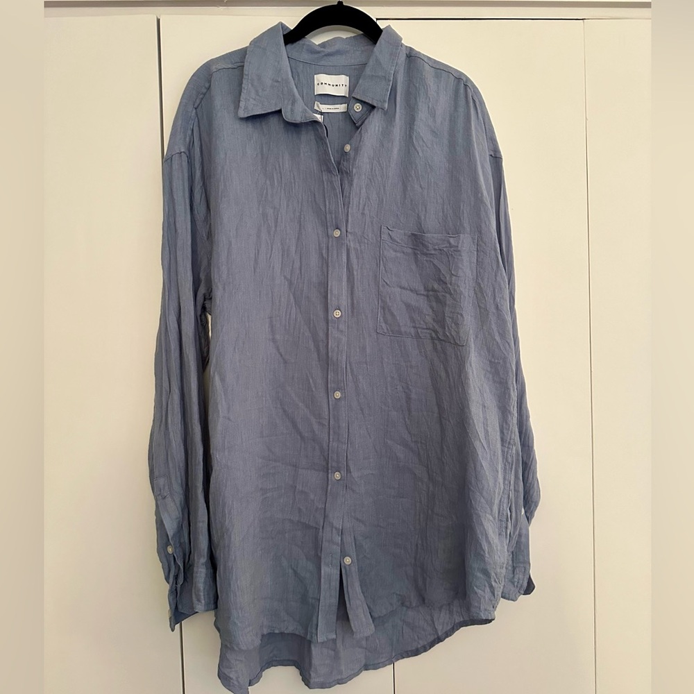 Aritzia / Community Cotton and Linen Blue Button Down Top L